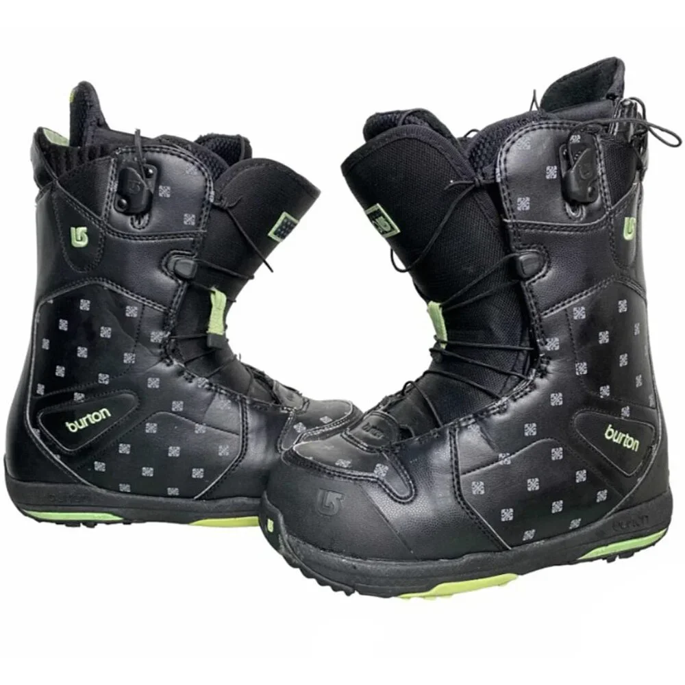 NEW! $295 Burton Q Womens Snowboard Boots! Black  Green Design  Size 4 (Euro 34)